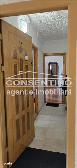 Se vinde apartament cu 2 camere , Brosteni , la etajul 3 - 2