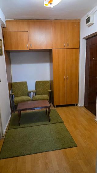Apartament cu 3 camere decomandat, mobilat în Nord