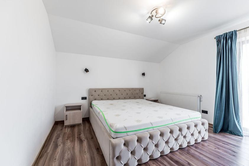 Casă individuală cu 5 camere cu Canalizare în Central