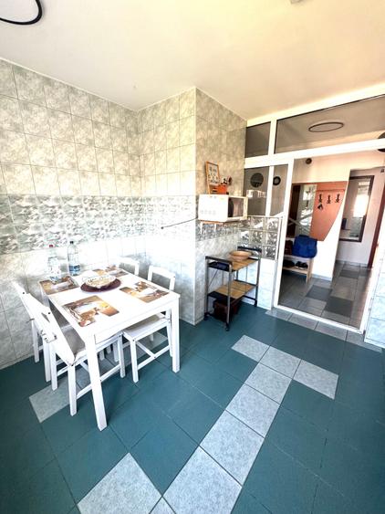 Apartament cu 3 camere decomandat în 13 Septembrie