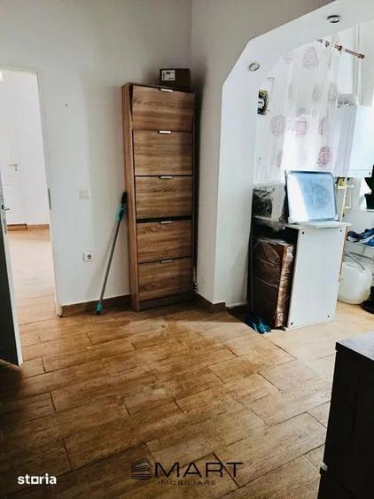 Casă cu 5 camere cu Teren 300 Mp în Central