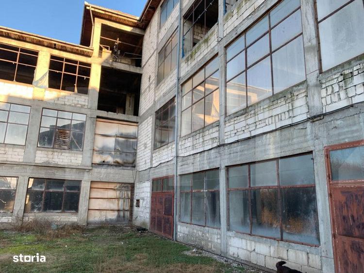 Spațiu comercial, de 6,802 mp, în Freidorf