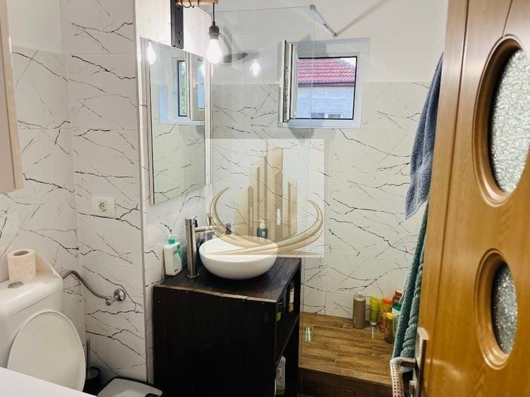 Apartament cu 2 camere semidecomandat, mobilat în Aradului