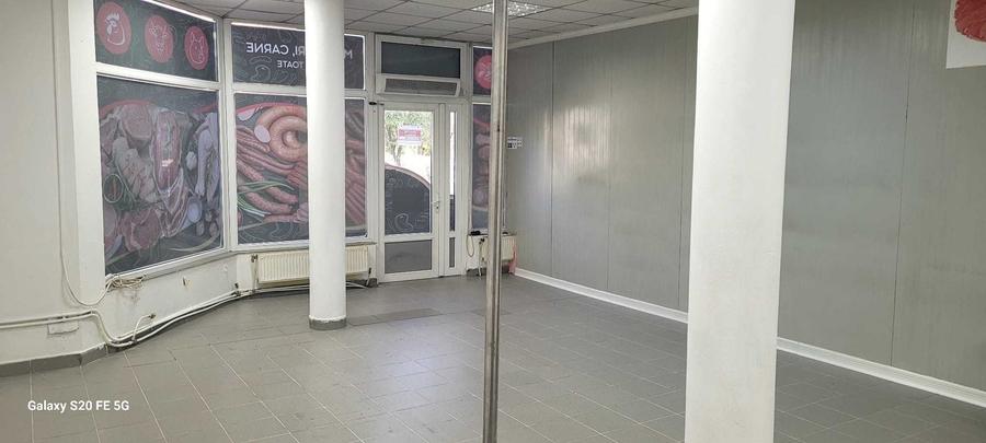 Spațiu comercial, de 60 mp, în Central
