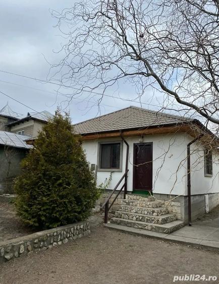 Casă individuală cu 4 camere cu Teren 725 Mp în Pietroasele