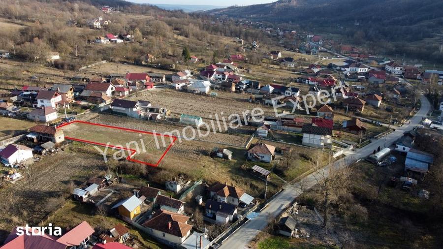 Teren de 1000 mp, în Băiculești