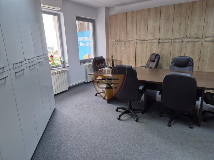 Spațiu comercial, de 165 mp, în P-ța Ovidiu