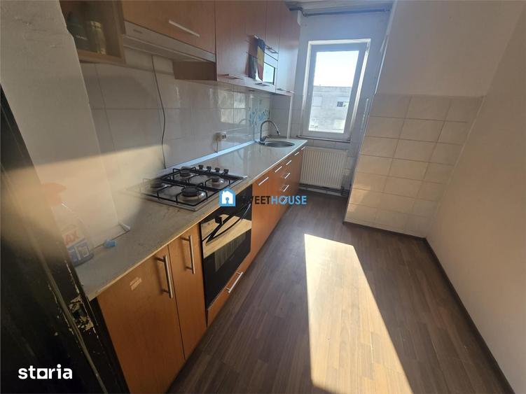 Apartament cu 2 camere semidecomandat în Central