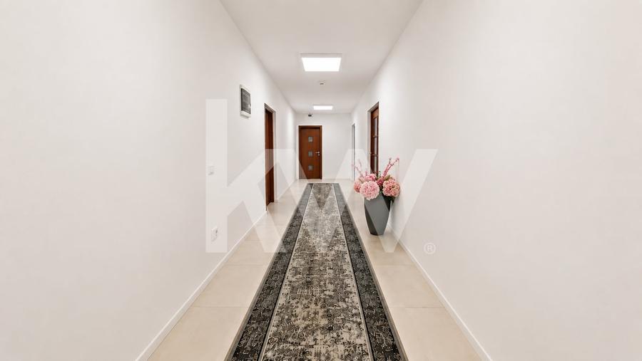 Spațiu comercial, de 245 mp, în Bartolomeu