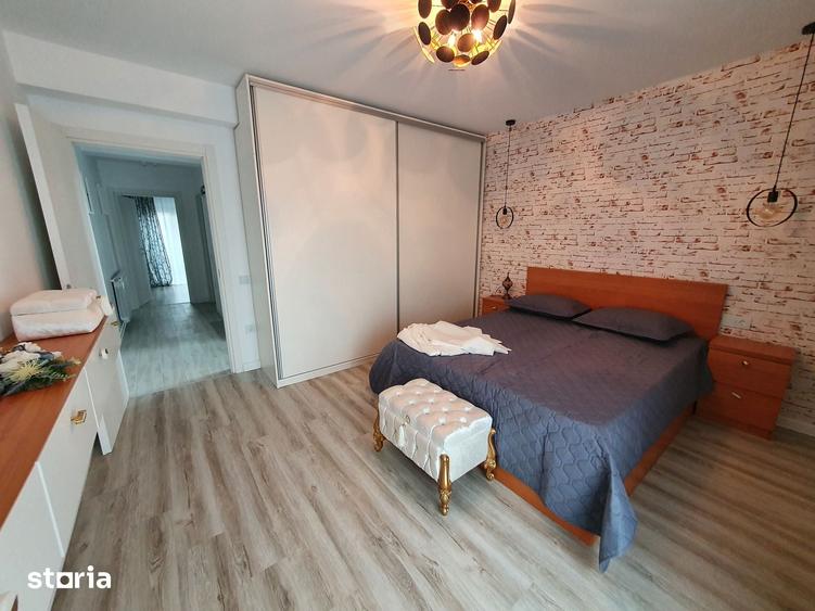 Casă cu 4 camere cu Teren 300 Mp în Tunari