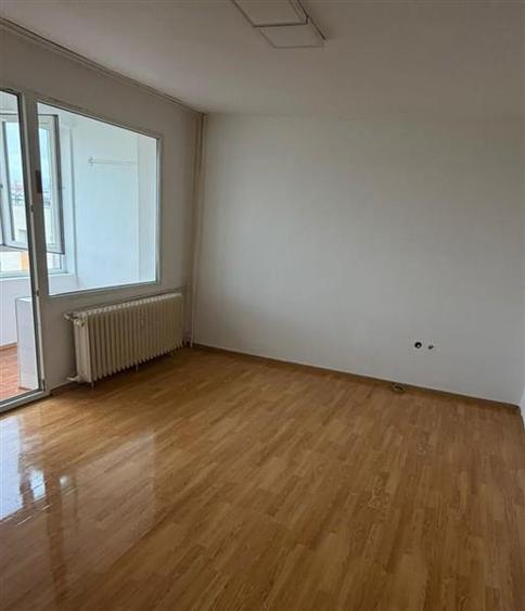 Apartament de doua camere decomandat Titan Grigorescu Ressu Metrou - 2