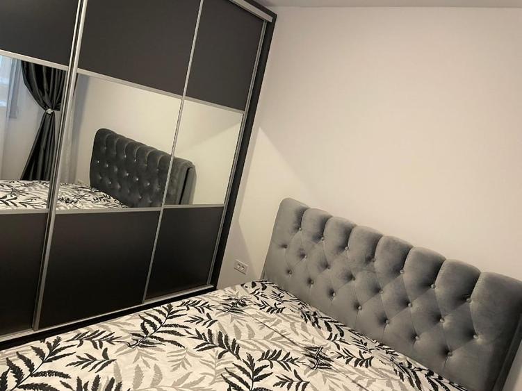 Apartament cu 2 camere decomandat, mobilat în Central