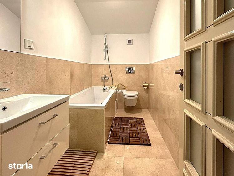 Casă cu 5 camere cu Canalizare în Copou