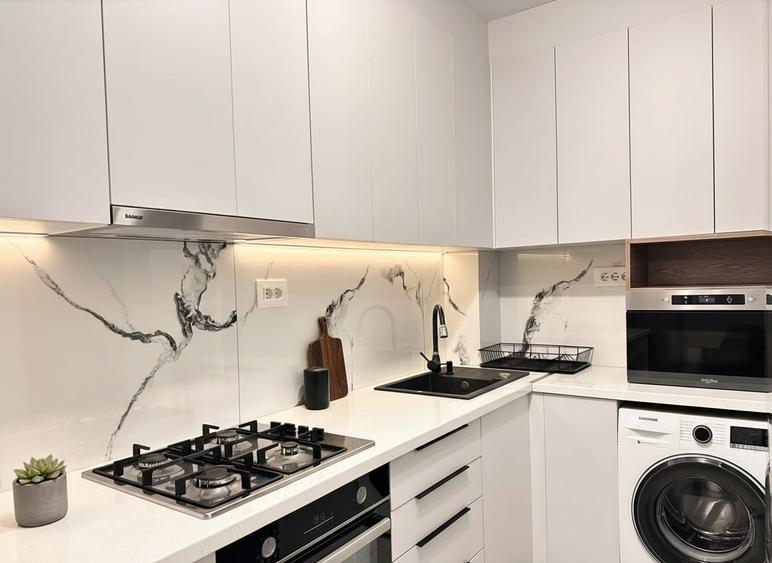 Apartament cu 3 camere decomandat, mobilat în Galata