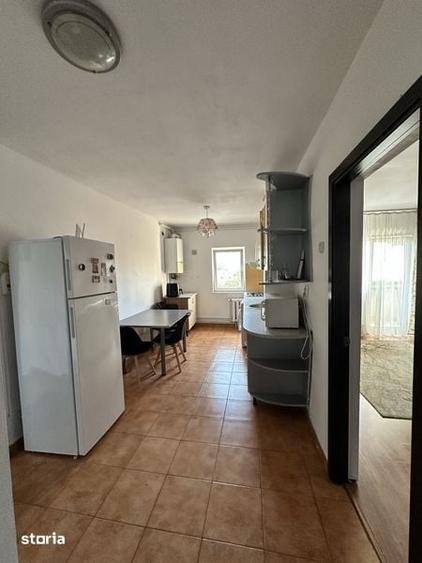 Apartament cu 3 camere decomandat în Mărăști