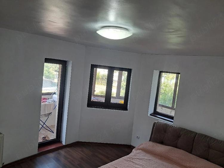 Apartament cu 4 camere decomandat în Autogară