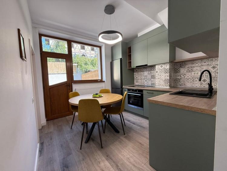 Ultracentral - vila P+1, renovata, totul nou - 6