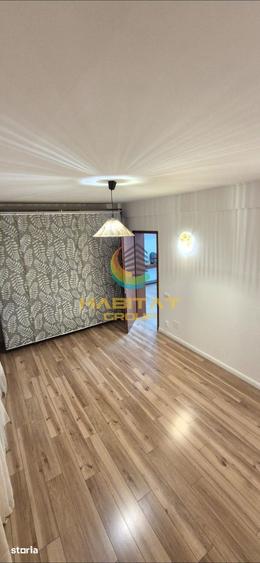 Apartament cu 3 camere în Văcăresti