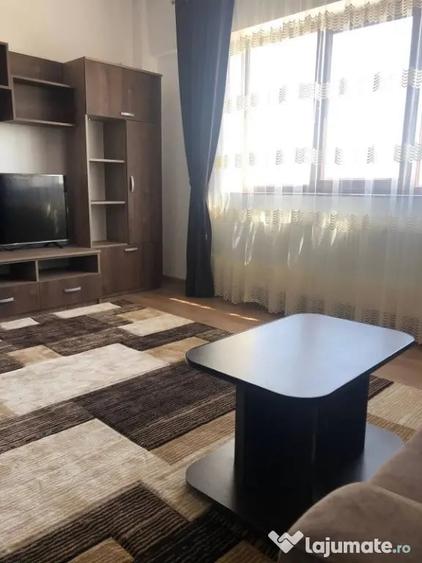 Apartament cu 2 camere decomandat în Prundu