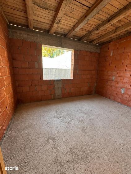 Casă cu 4 camere cu Teren 487 Mp în Central