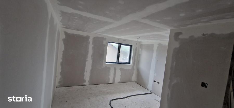 Casă cu 3 camere cu Teren 1457 Mp în Fălticeni
