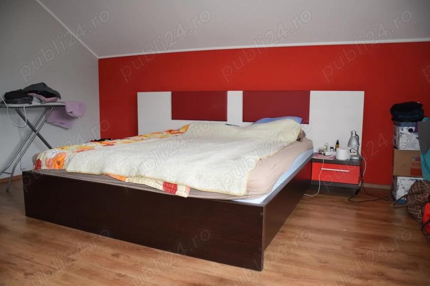 Casă cu 4 camere cu Teren 3300 Mp în Uileacu de Munte