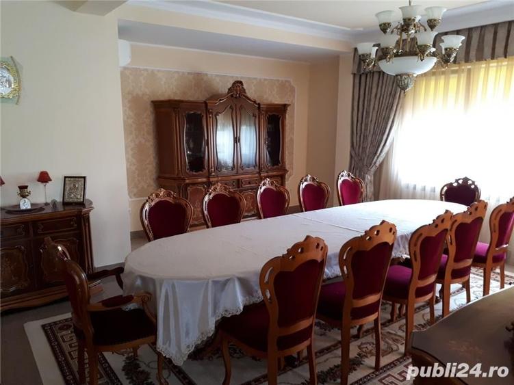 Casă cu 10 camere cu Teren 500 Mp în Eforie