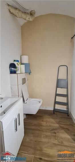 Spațiu comercial, de 50 mp, în Central