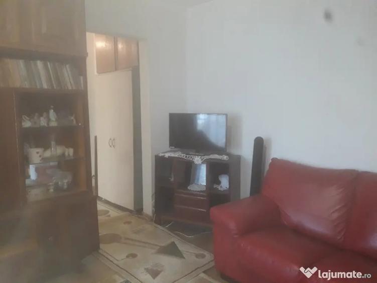 Apartament Cu 2 Camere Semidecomandate Zona Zamca - Suceava (Suceava) - 9