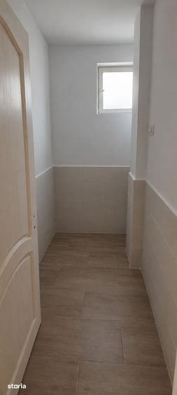 Apartament cu 8 camere în Central