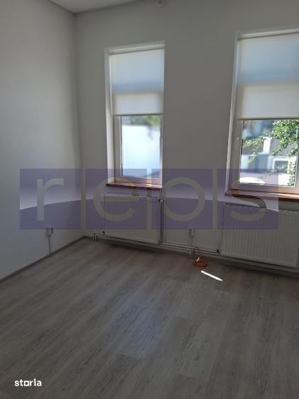 Casă cu 4 camere cu Teren 132 Mp în Tineretului