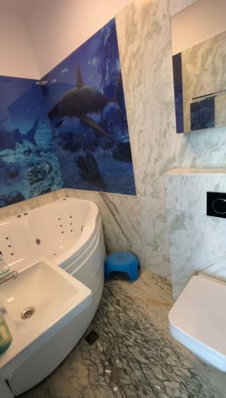 Apartament cu 5 camere decomandat în Central