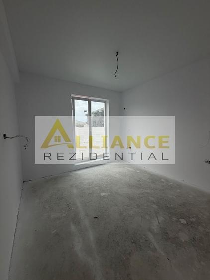 Casă individuală cu 4 camere cu Canalizare în Berceni