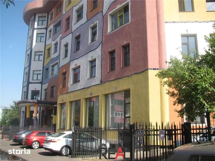Spațiu comercial, de 1,100 mp, în Aviației