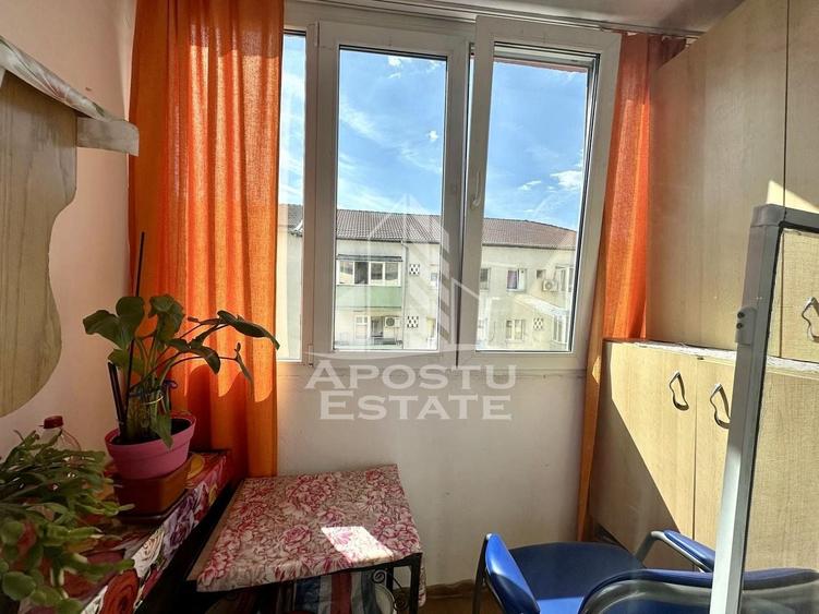 Apartament cu 2 camere nedecomandat, mobilat în Spitalul Județean