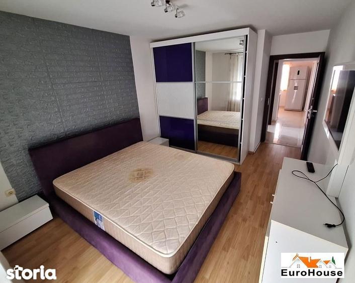 Apartament cu 3 camere decomandat în Cetate
