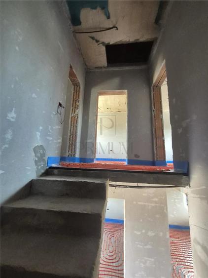 Duplex 3 dormitoare - locatie excelenta - construictie foarte bine gandita - 1