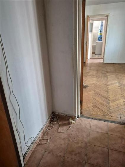 Apartament cu 2 camere semidecomandat în Titan
