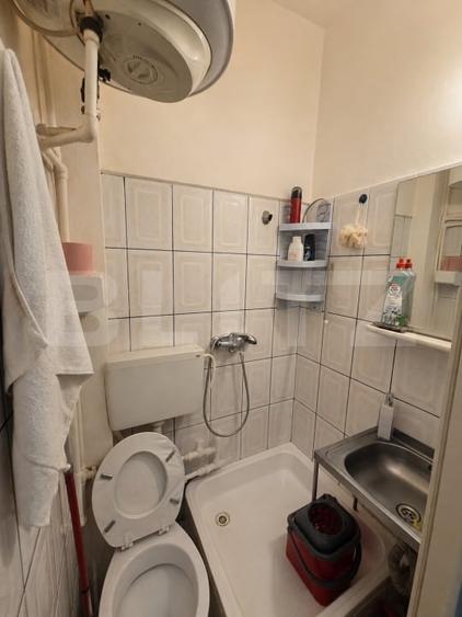 Garsonieră decomandată în Micro 40