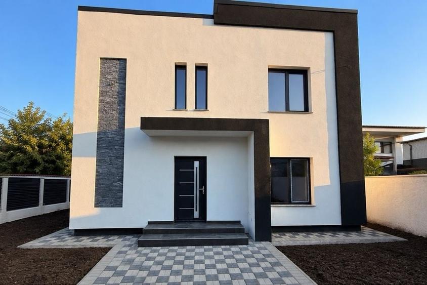 Casă cu 4 camere în Central