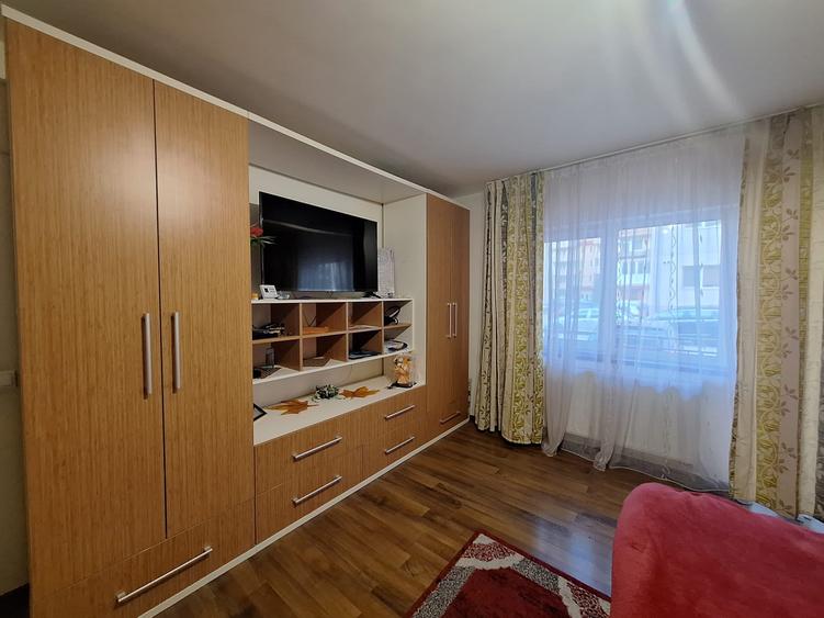 Apartament cu 2 camere decomandat, mobilat în Apahida