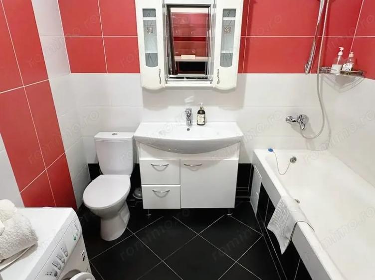 Garsonieră decomandată în Panduri
