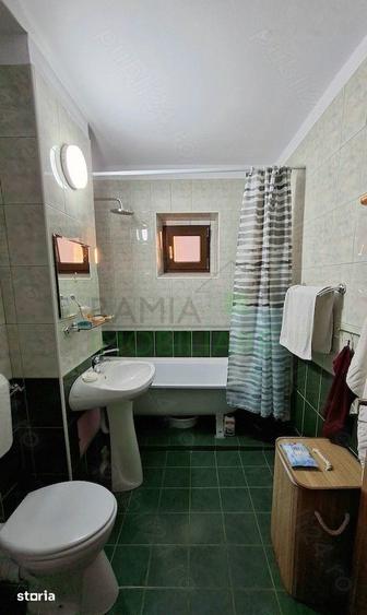 Apartament cu 3 camere decomandat, mobilat în Scriitorilor