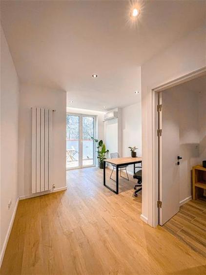 Apartament cu 4 camere decomandat în Central