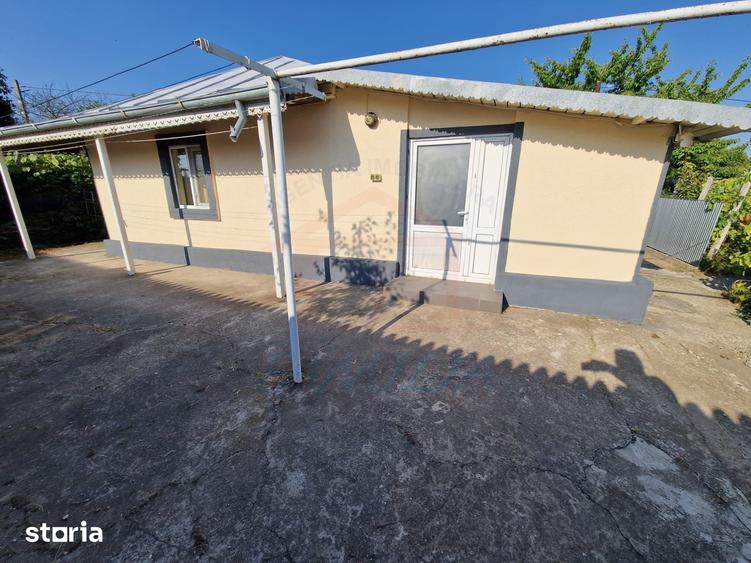 Casă cu 3 camere cu Teren 1326 Mp în Smârdan
