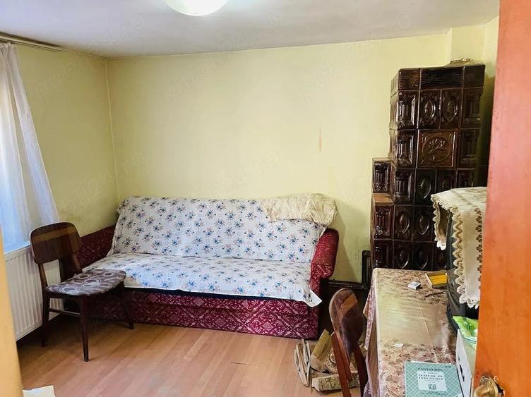 Casă cu Teren 326 Mp în Păușești