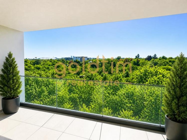 Apartament cu 3 camere decomandat, mobilat în Băneasa