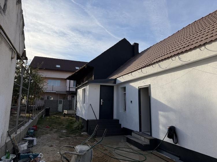 Casă cu 3 camere în Central