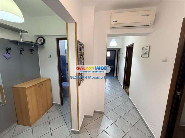 Apartament cu 4 camere decomandat, mobilat în Republicii