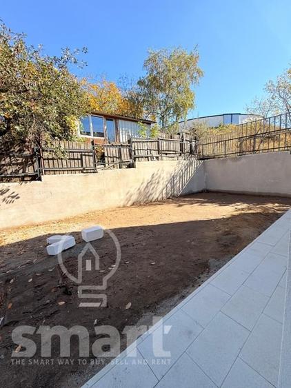 Duplex cu 5 camere cu Canalizare în Europa